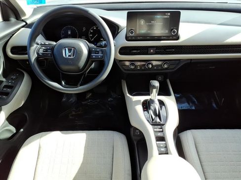 Used 2023 Honda HR-V LX image 8