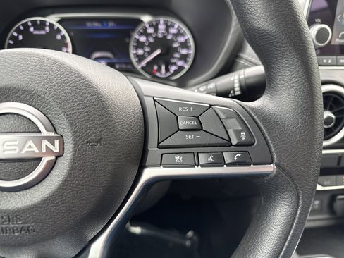 Used 2024 Nissan Sentra SV image 29