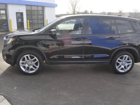 Certified 2024 Honda Passport EX-L image 4