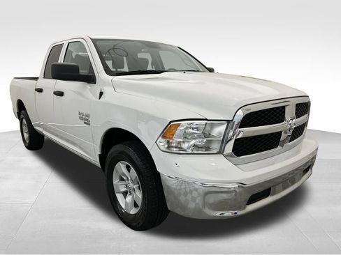 Used 2024 RAM 1500 Classic SLT image 7