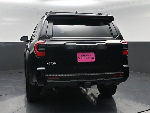 Used 2026 Toyota 4Runner SR5 AWD/4WD image 17