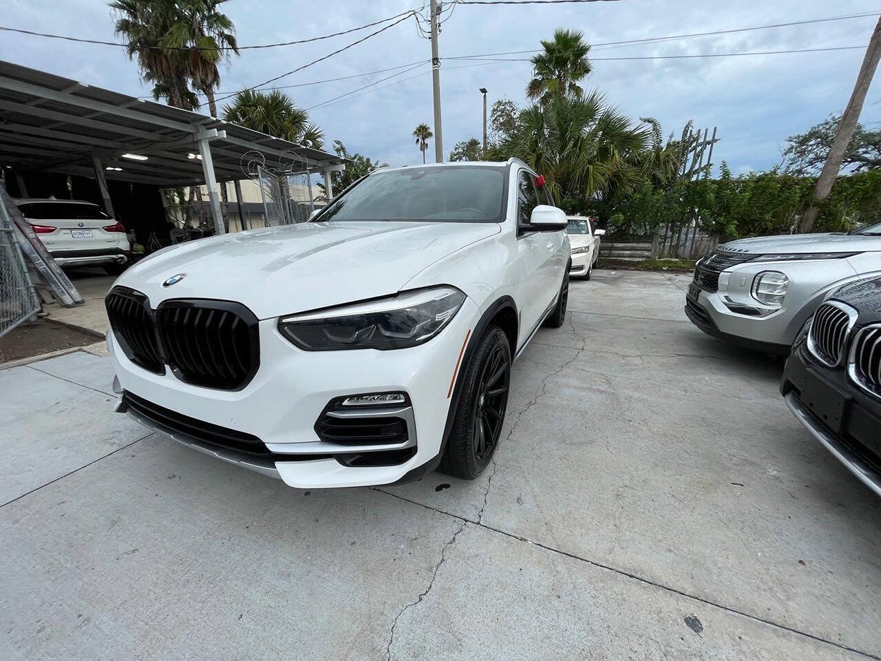 Used 2020 BMW X5 sDrive40i w/ Premium Package RWD image 2