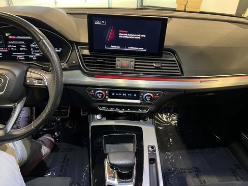 Used 2021 Audi SQ5 Prestige w/ Prestige Package image 16