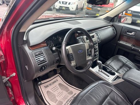 Used 2009 Ford Flex SEL image 12