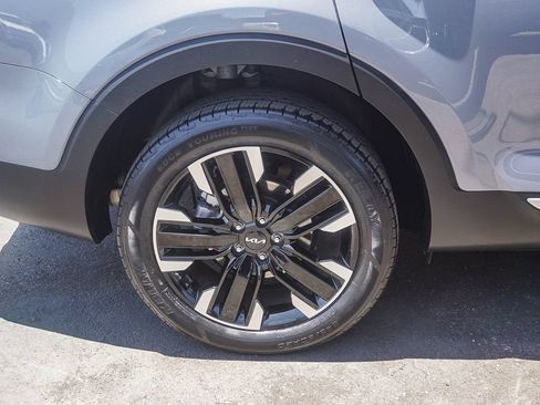 Certified 2024 Kia Telluride SX FWD image 9