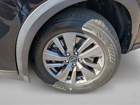 Used 2022 Nissan Pathfinder S image 8