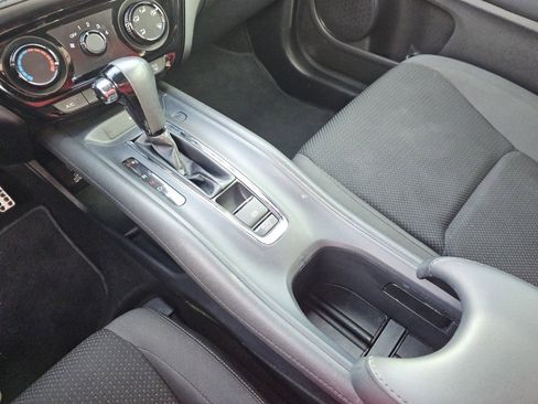 Used 2019 Honda HR-V Sport image 26