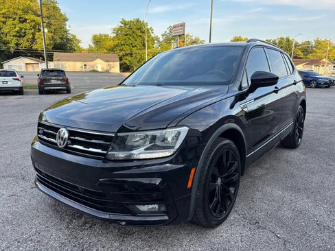 Used 2021 Volkswagen Tiguan SE R-Line FWD image 4
