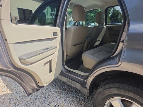 Used 2012 Ford Escape XLT AWD/4WD image 14