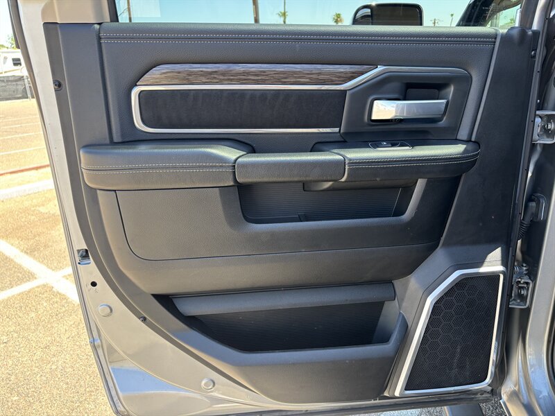 Used 2020 RAM 2500 Laramie AWD/4WD image 40