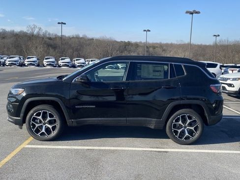 New 2026 Jeep Compass Limited image 3