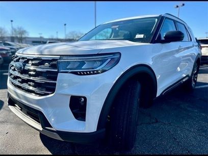 New 2025 Ford Explorer Active w/ Active Comfort Package