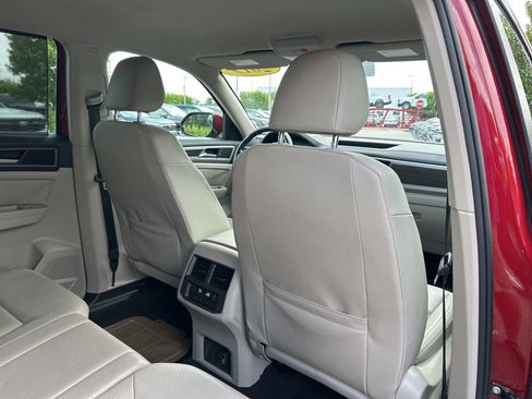 Used 2019 Volkswagen Atlas SE w/ Towing Package image 41