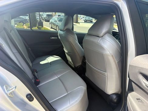 Used 2020 Toyota Corolla SE FWD image 12