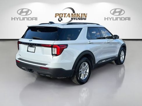 Used 2025 Ford Explorer Active RWD image 5