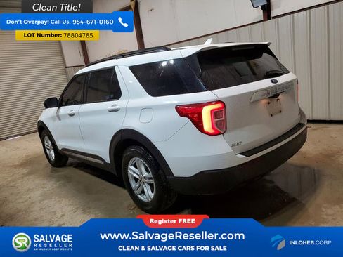 Used 2020 Ford Explorer XLT image 3