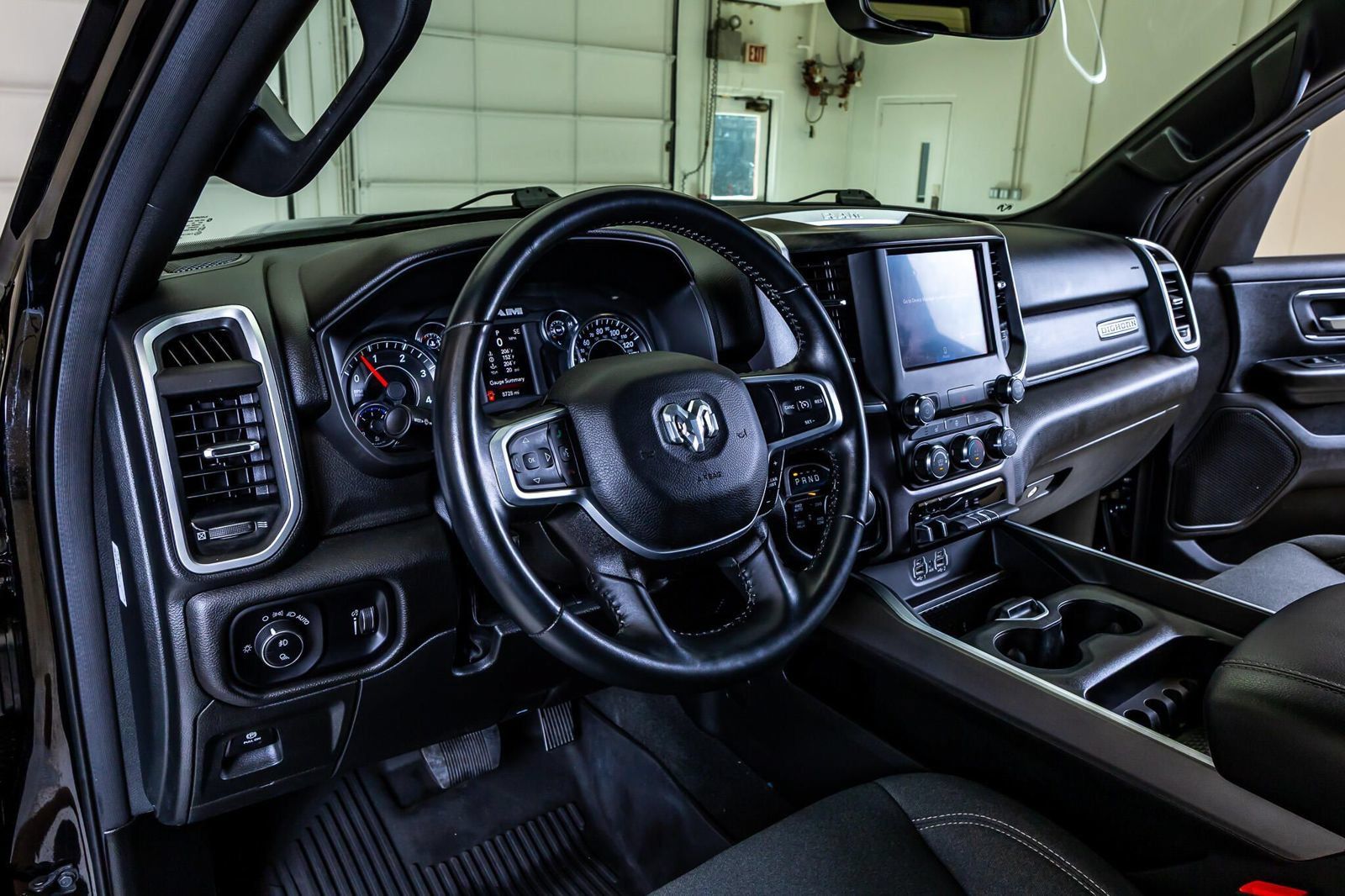 Used 2023 RAM 1500 Big Horn AWD/4WD image 13