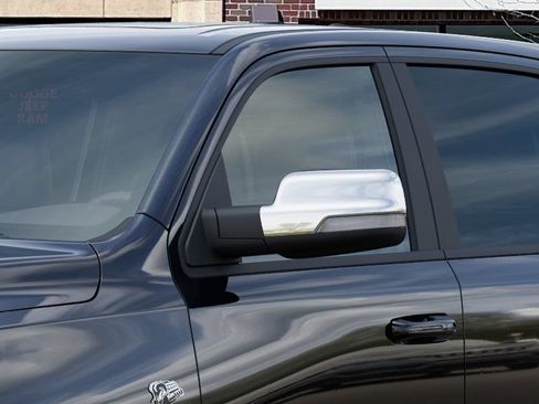 New 2026 RAM 1500 Laramie AWD/4WD image 12