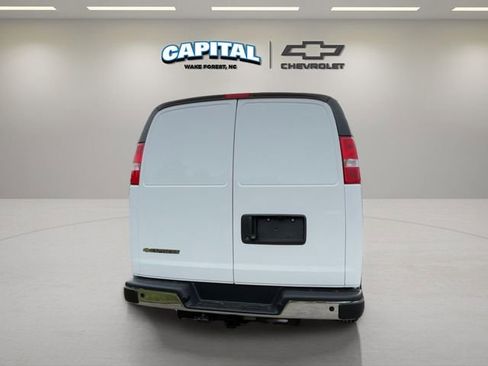 New 2025 Chevrolet Express 2500 Work Van w/ Driver Convenience Package image 4