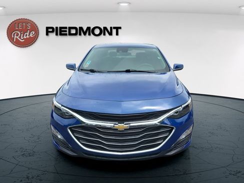 Used 2023 Chevrolet Malibu LT FWD image 2