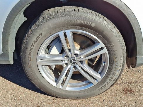 Used 2022 Mercedes-Benz GLC 300 4MATIC w/ Multimedia Package Lite image 8