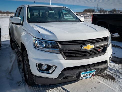 Used 2018 Chevrolet Colorado Z71 image 3
