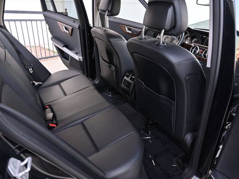 Used 2014 Mercedes-Benz GLK 350 2WD image 17