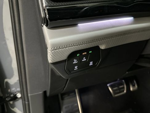 New 2026 Volkswagen Atlas Peak Edition AWD/4WD image 36