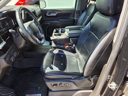 Certified 2023 Chevrolet Silverado 1500 RST w/ Z71 Off-Road Package AWD/4WD image 10