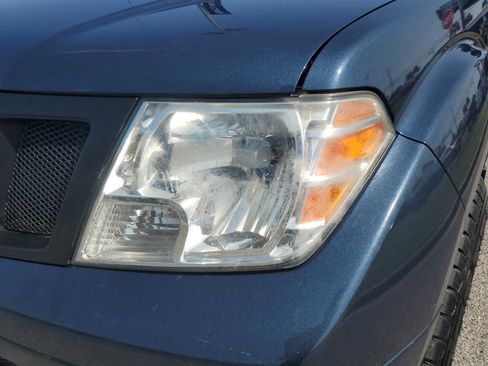 Used 2019 Nissan Frontier Desert Runner RWD image 15