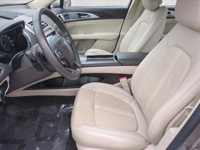 Used 2018 Lincoln MKZ Reserve FWD image 16