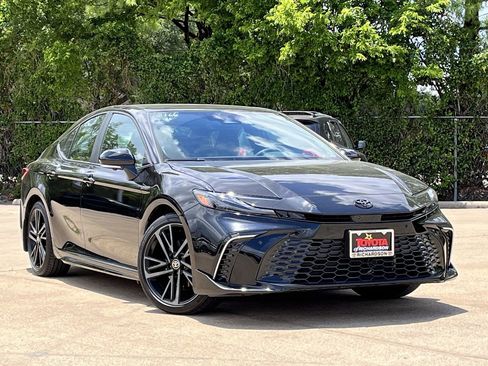Used 2026 Toyota Camry XSE w/ Premium Plus Package FWD image 2