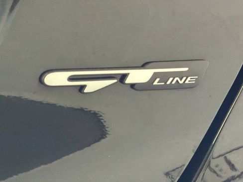 Used 2023 Kia Forte GT-Line w/ GT-Line Premium Package FWD image 7