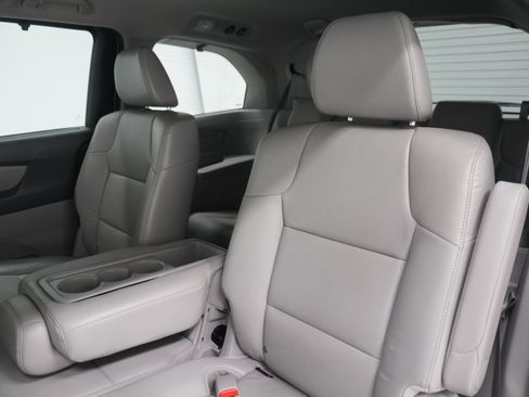 Used 2015 Honda Odyssey EX-L image 12