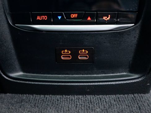 Used 2023 BMW i4 eDrive35 RWD image 19