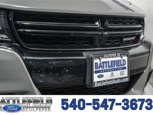 Used 2017 Dodge Charger SXT w/ AWD Plus Group image 12