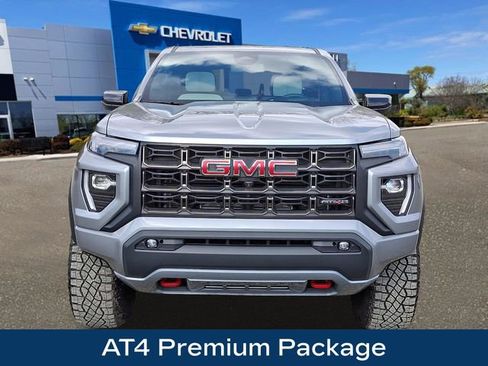 Used 2025 GMC Canyon AT4 w/ AT4X Package image 2