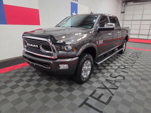 Used 2017 RAM 3500 Laramie Longhorn image 3