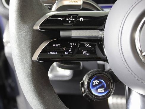 Certified 2025 Mercedes-Benz GLE 53 AMG 4MATIC image 19