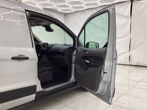Used 2021 Ford Transit Connect XLT image 14