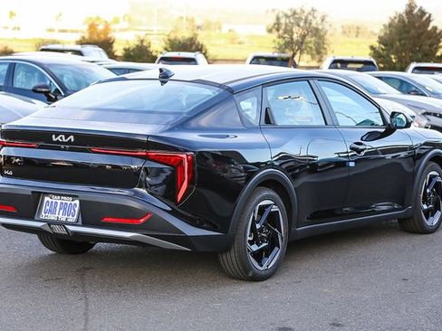 New 2026 Kia K4 EX image 8
