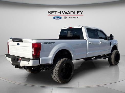 Used 2022 Ford F350 Lariat image 7