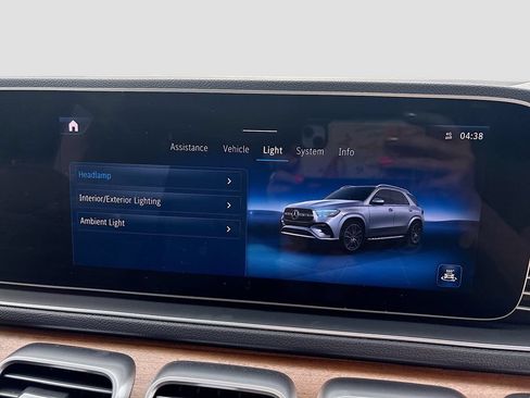 Used 2024 Mercedes-Benz GLE 350 4MATIC w/ Winter Package image 40