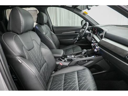 Used 2024 Kia Telluride EX X-Line AWD/4WD image 18
