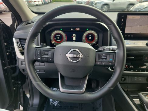 Certified 2026 Nissan Rogue SL AWD/4WD image 21