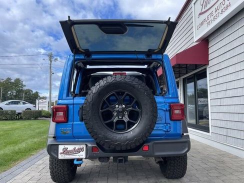 Used 2024 Jeep Wrangler Willys image 6