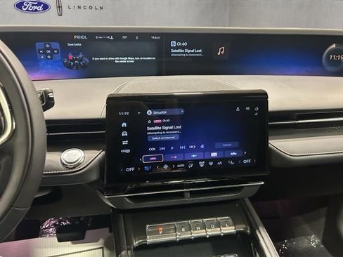 New 2025 Lincoln Nautilus Reserve w/ Jet Appearance Package image 14