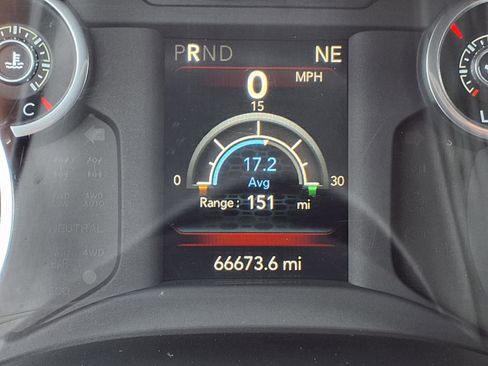 Used 2024 RAM 2500 Big Horn AWD/4WD image 24