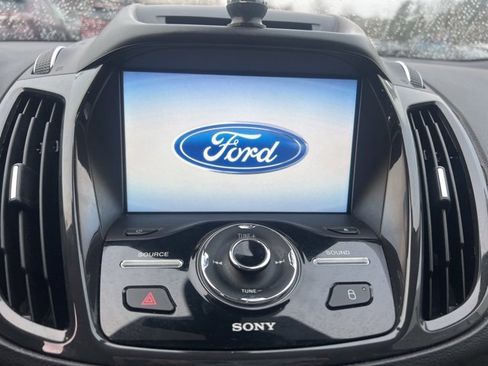Used 2014 Ford Escape Titanium image 9