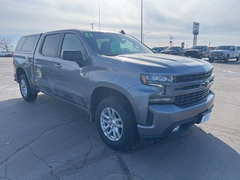 Used 2021 Chevrolet Silverado 1500 RST image 3